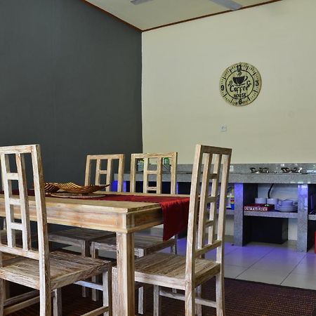 Villa Eden Seminyak Εξωτερικό φωτογραφία